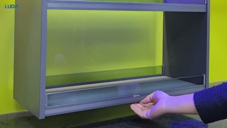 Bạn Đang Chọn Vật Liệu Làm Tủ Bếp? Hãy Tìm Hiểu Tấm Nhôm Tổ Ong LUDA!