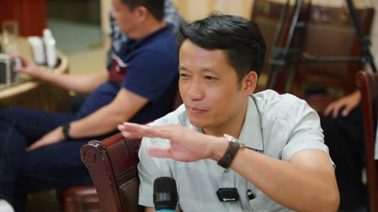 Tấm Nhôm Tổ Ong LUDA Có Những Màu Sắc Và Bề Mặt Nào?